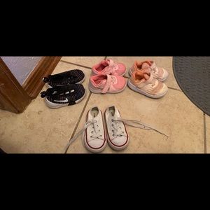 4 pairs of size 5 toddler Shoes